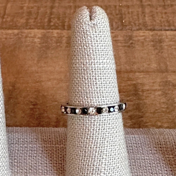 Waterproof Black And White CZ Stainless Steel Eternity Band Stack Ring - Picture 6 of 7